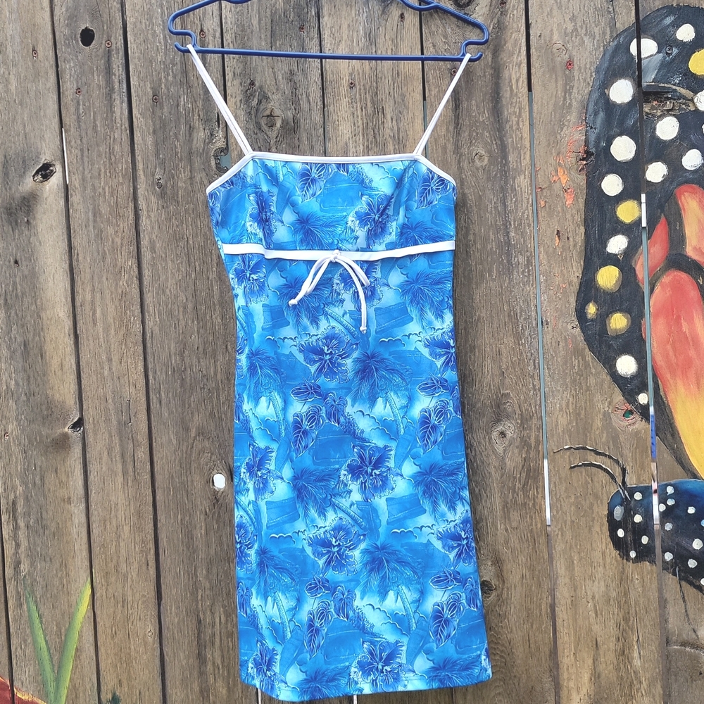 🍃 Status summer dress Sz M